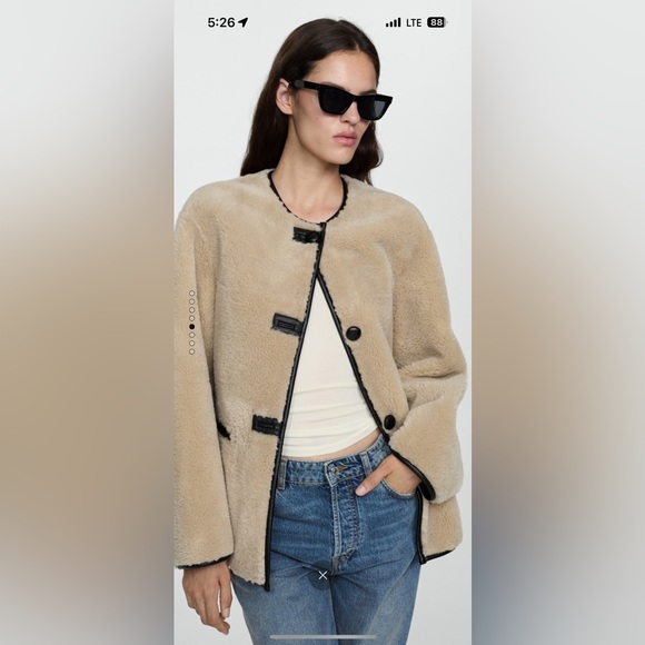 Mango Fur Effect Coat with appliqués. XS oversized fit - Picture 5 of 8